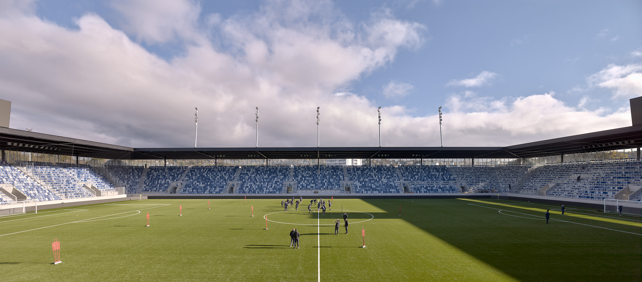 Stade de la Tuilière, Lausanne